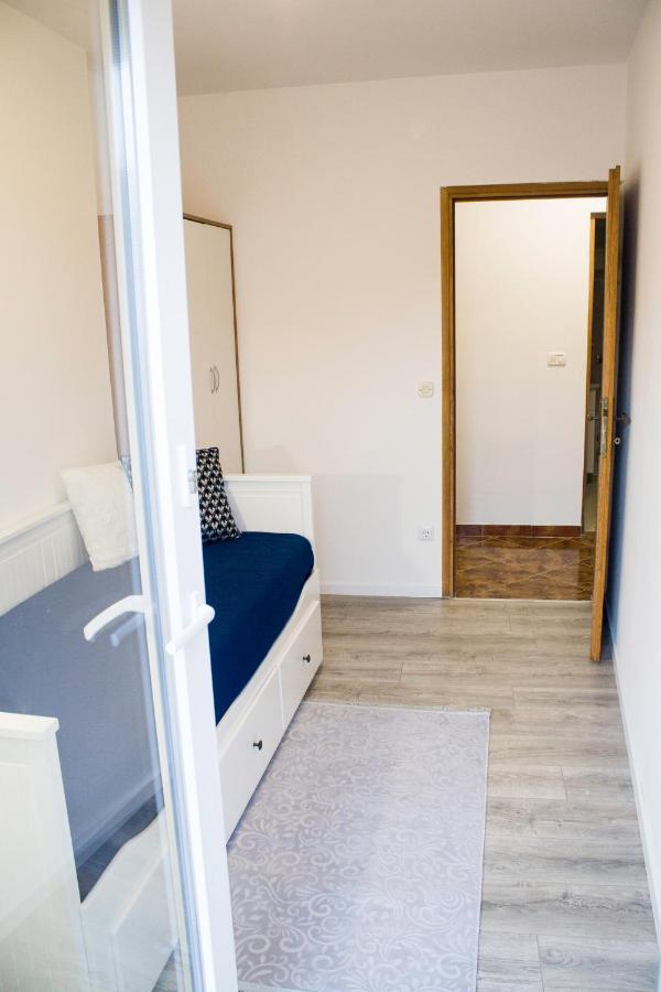Apartment White Orchid Pula